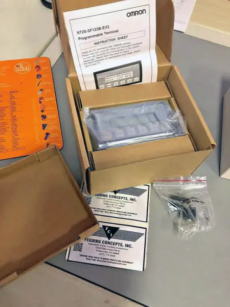 Nový Omron NT2S-SF123B-EV2