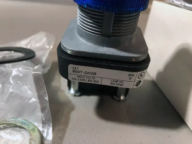 Allen-Bradley 800T-QH2B