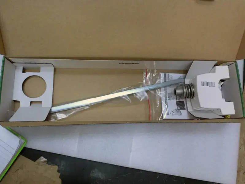 Schneider A9A27008