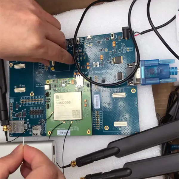 SIMCOM Bezdrátový GPRS modul SIM8200 Multi Band NR LTE FDD TDD HSPA podpora R15 5g NSA/SA až 4,0Gbps 5G modul SIM8200G