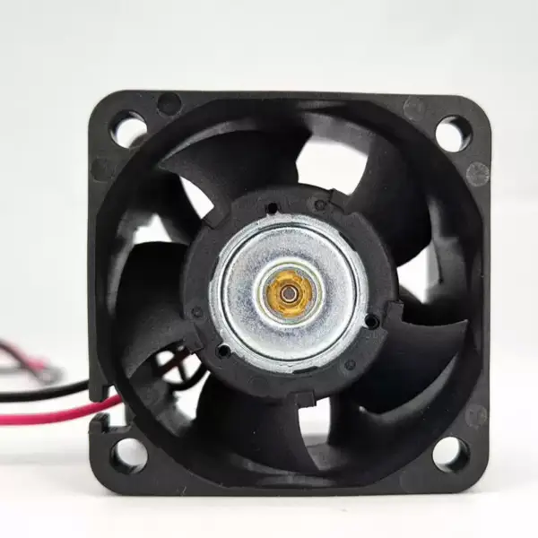 FFB0412VHN DC12V 0.24A 40*40*28mm Delta nový originální chladicí ventilátor