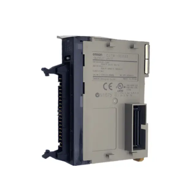 Japonsko OMRON PLC CJ1W-OD232 32bodový digitální výstupní modul