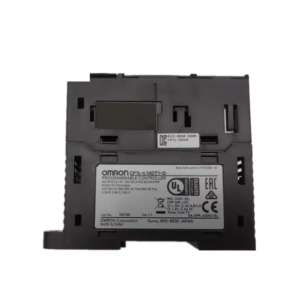Omron Programovatelný řídicí modul v balení Průmyslový řídicí modul CP1L-L14DT1-D CP1LL14DT1D JP