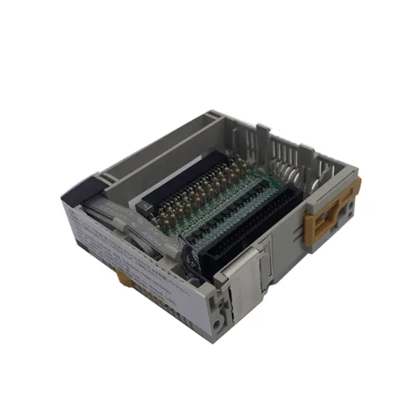 CQM1-ID213 značka OMRON vstupní modul PLC CQM1-OD213