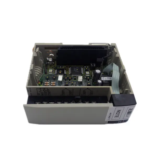Průmyslová automatizace CQM1TC002 Modul řízení teploty OMRON CQM1-TC002 PLC