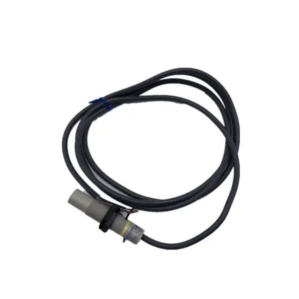 Kapacitní snímač přiblížení Omron E2K-X8ME1 E2KX8ME1