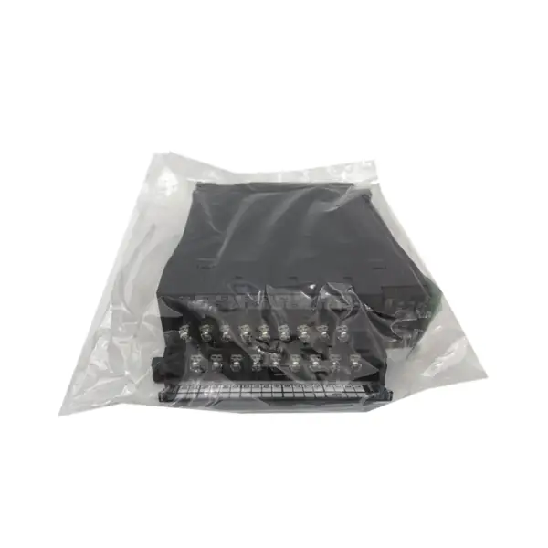 Průmyslový vstupní modul DC Input RX40C7 v krabici
