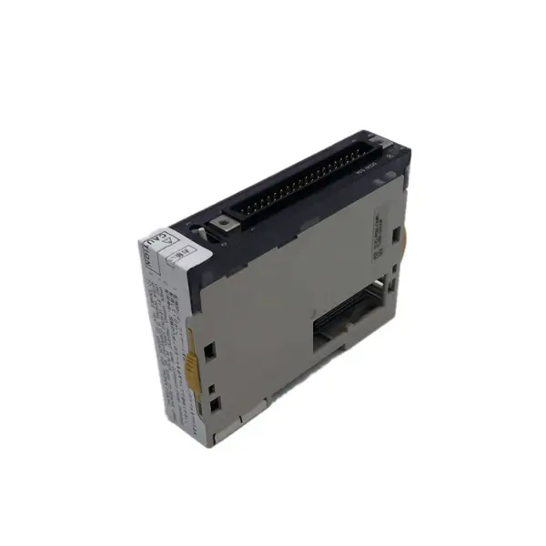 Omron CJ1W-OD231 Jednotka tranzistorových výstupů PLC modulu 24VDC