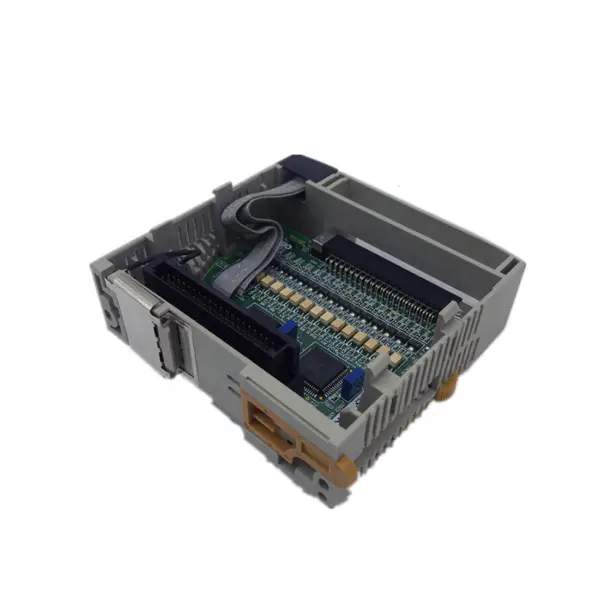 Rozšiřující modul pro PLC Omron Výstupní modul 32 výstupů CQM1-OD213