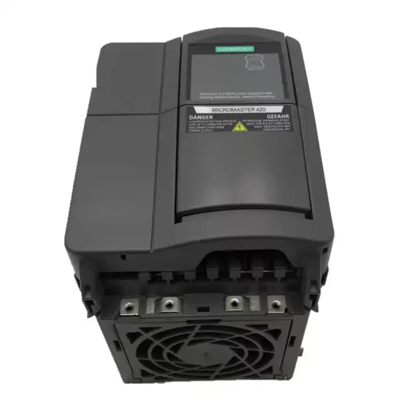 Měnič Siemens 6SE6420-2AD24-0BA1 MICROMASTER 420 se zabudovaným filtrem třídy A 3AC 380-480V