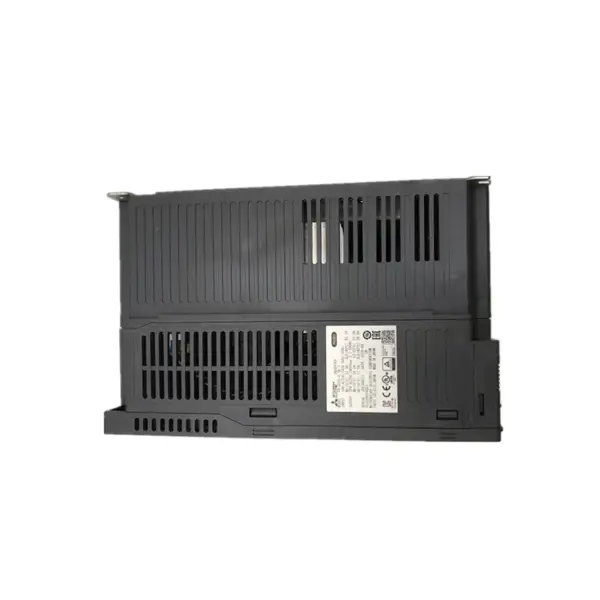 Průmyslový měnič Mitsubishi FR-A820-5.5K-1 5,5 kW