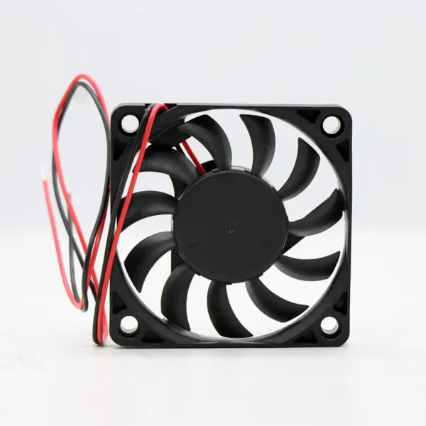 AD06012HB10A000 6010 6 CM DC12V 0,26A Bezkartáčový kompaktní turbo axiální ventilátor pro projektory Mingji