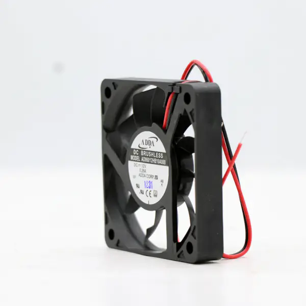AD06012HB10A000 6010 6 CM DC12V 0,26A Bezkartáčový kompaktní turbo axiální ventilátor pro projektory Mingji
