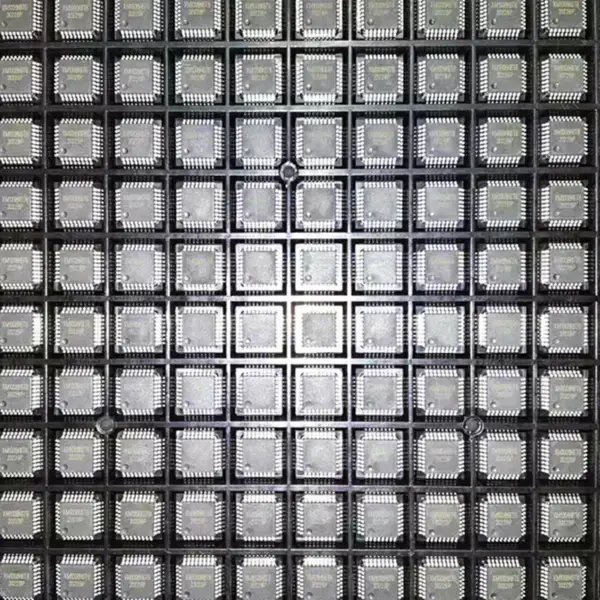 mikrokontrolér CKS32F030C8T6 CKS32F030 CKS 32-bit LQFP48