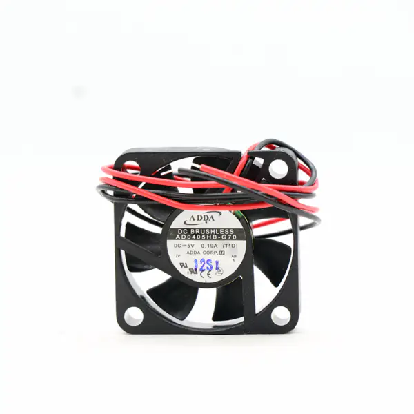 ADDA AD0405HB-G70 DC ventilátor axiální kuličkové ložisko 5V 4V až 5,5V 7CFM 25dB 40X40X10,5mm Vysokorychlostní chladicí ventilátor