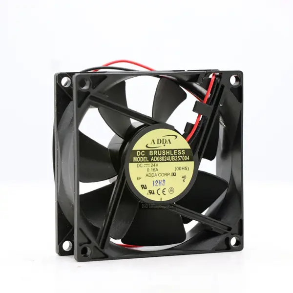 ADDA AD08024UB257004 Axiální ventilátor 24V 0,16A 80 80 25MM Ultra vysokorychlostní chladicí ventilátor