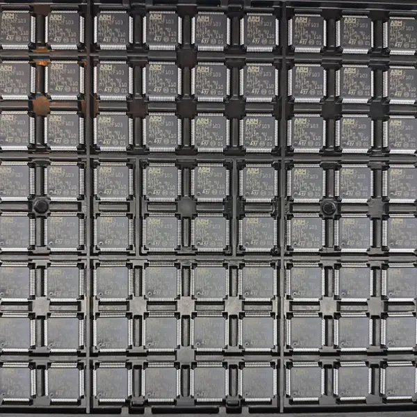 Mikrokontrolér STM32F103 STM32F103RCT6 STM32F103RCT6TR IC MCU 32BIT 256KB FLASH 64LQFP