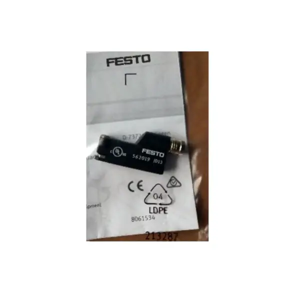 Spínač PTC-FESTO SMT-8-SL-PS-LED-24-B 562019