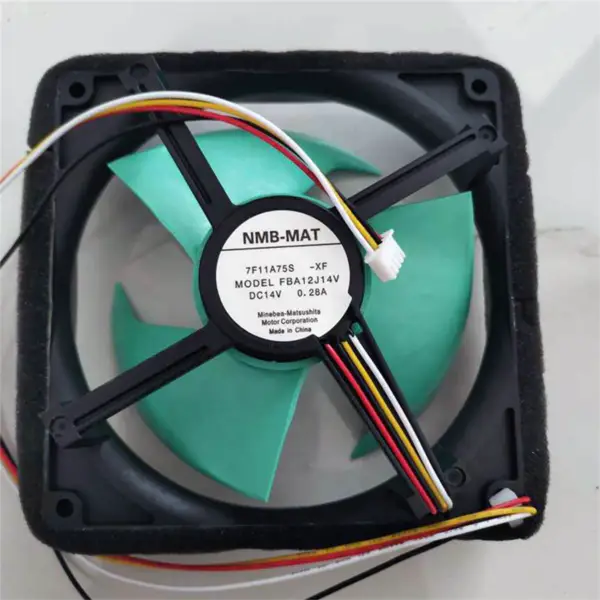 Originální nový NMB FBA12J14V 14VDC 0.28A 125x125mm 4 drátový chladicí ventilátor chladničky s mrazničkou AXial