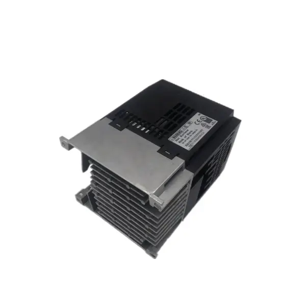 Průmyslová část 3G3MX2-AB007-ZV1 Měnič Omron plc 0,75kw