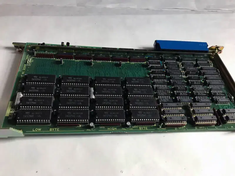 FANUC A16B-1211-0520/05A