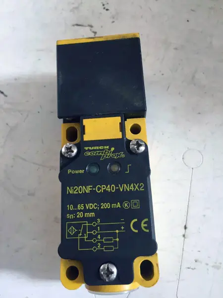TURCK COMBI PROX Ni20NF-CP40-VN4X2