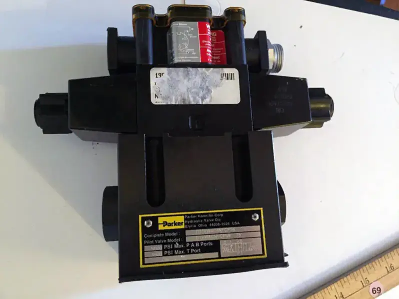 PARKER D1VW4CNYCF56