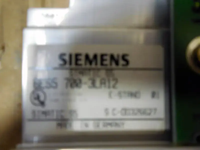 Siemens 6ES5700-3LA12