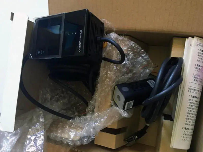 OMRON ZFV-SR50