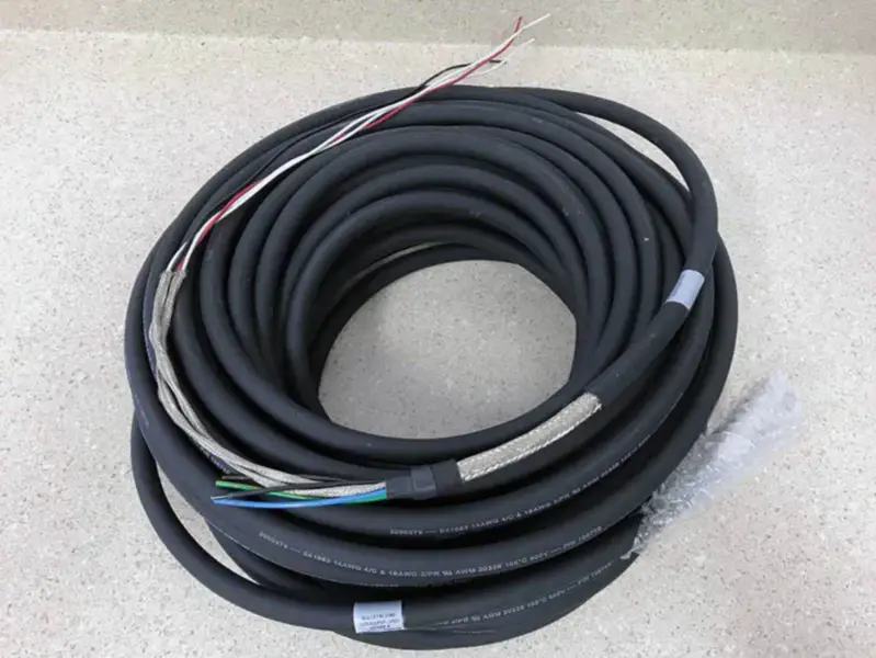 Allen-Bradley 2090-XXNPMF-14S30