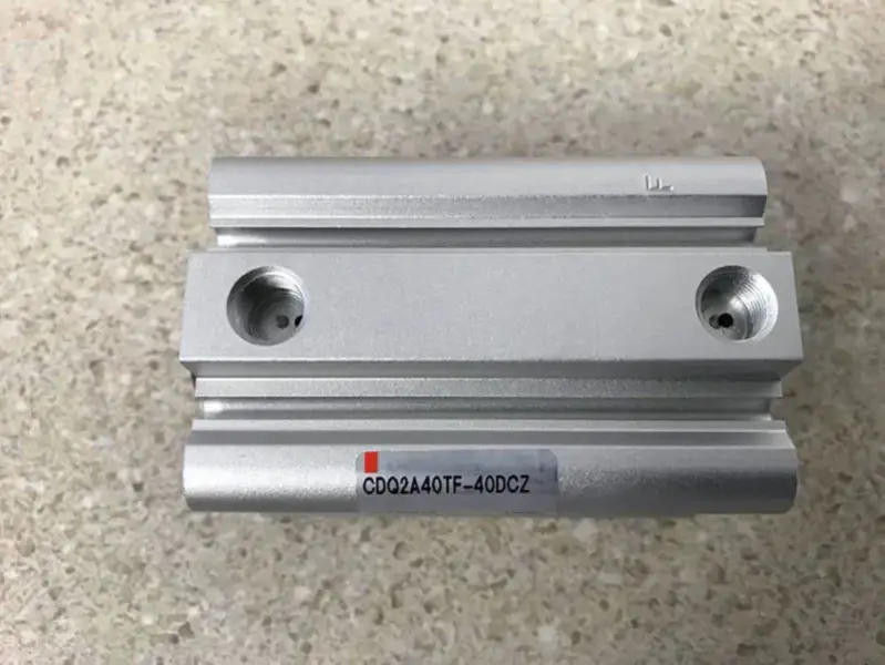 SMC CDQ2A40TF-40DCZ