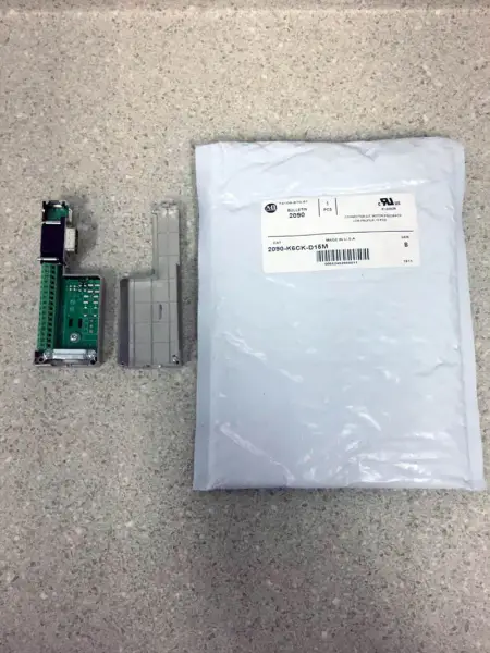 Allen-Bradley 2090-K6CK-D15M