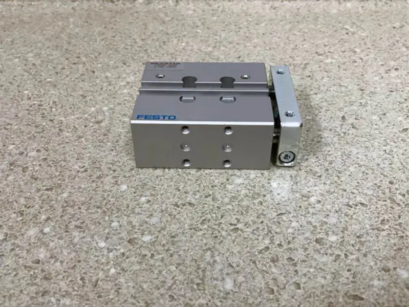 Festo DFM-12-30-P-A-KF