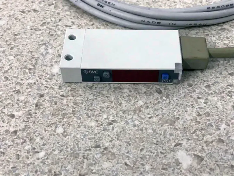SMC ISE10-M5-B-P