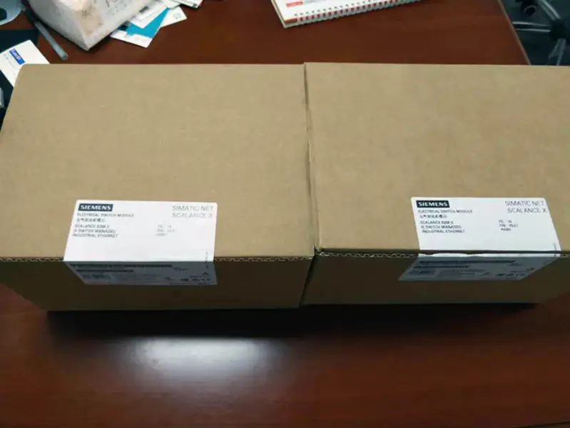 Siemens 6GK5204-2BB10-2AA3 Řízený přepínač Ethernet Switch