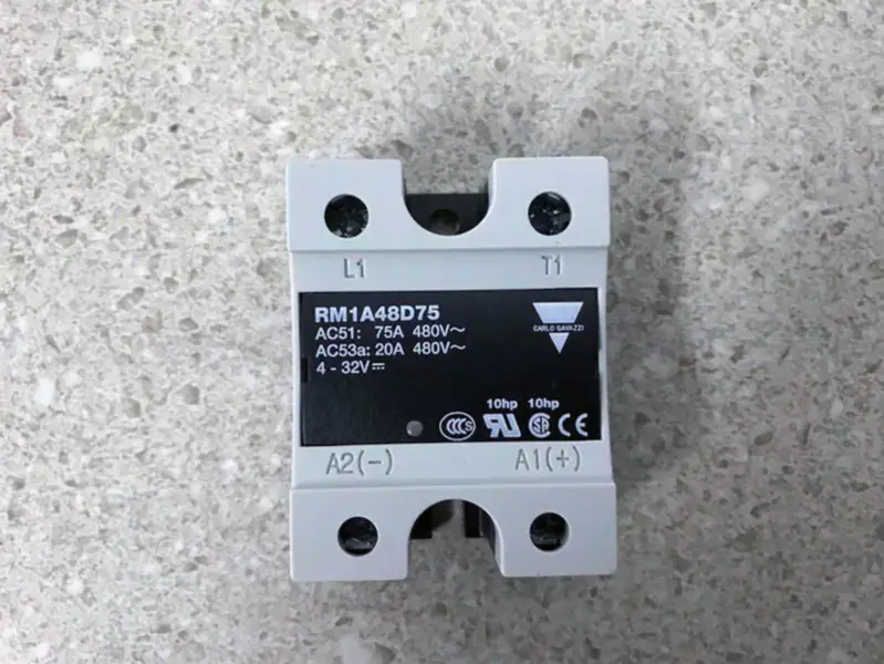 Carlo Gavazzi RM1A48D75