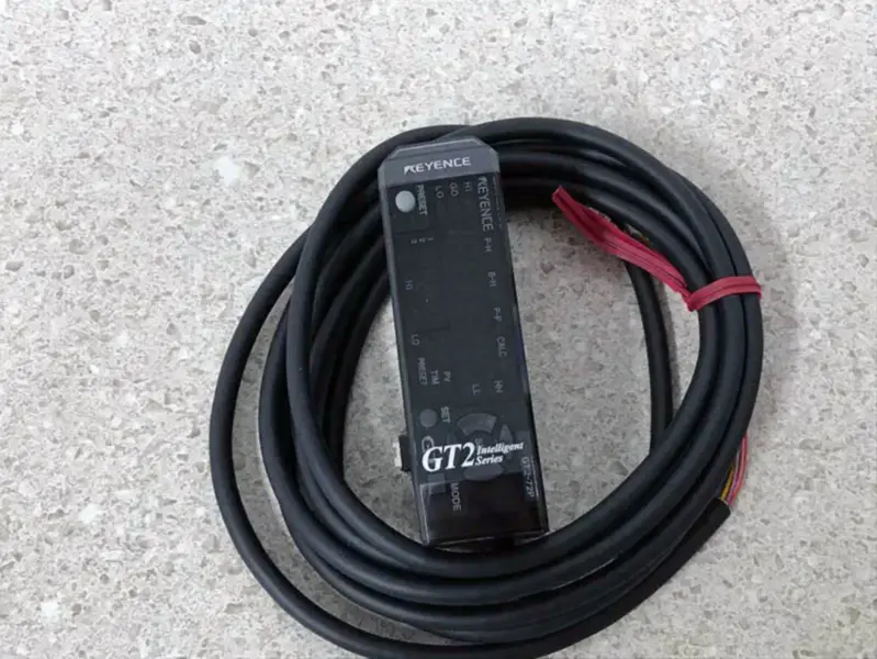 Keyence GT2-72P