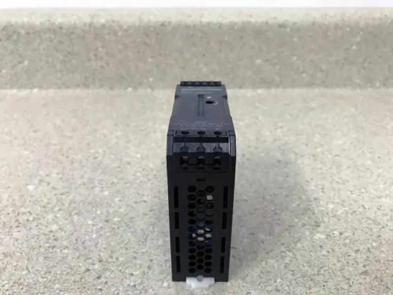 Omron S8VK-G03005