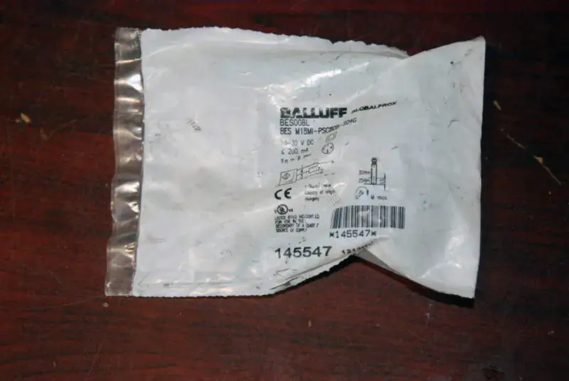 Balluff BES008L