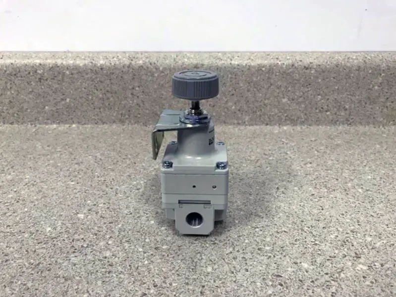 SMC IR2000-02B