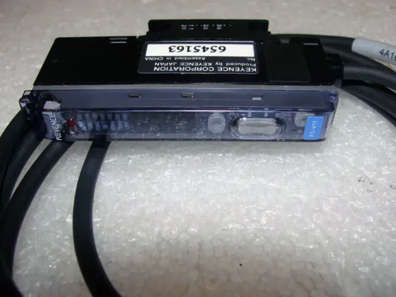 Keyence FS-V11