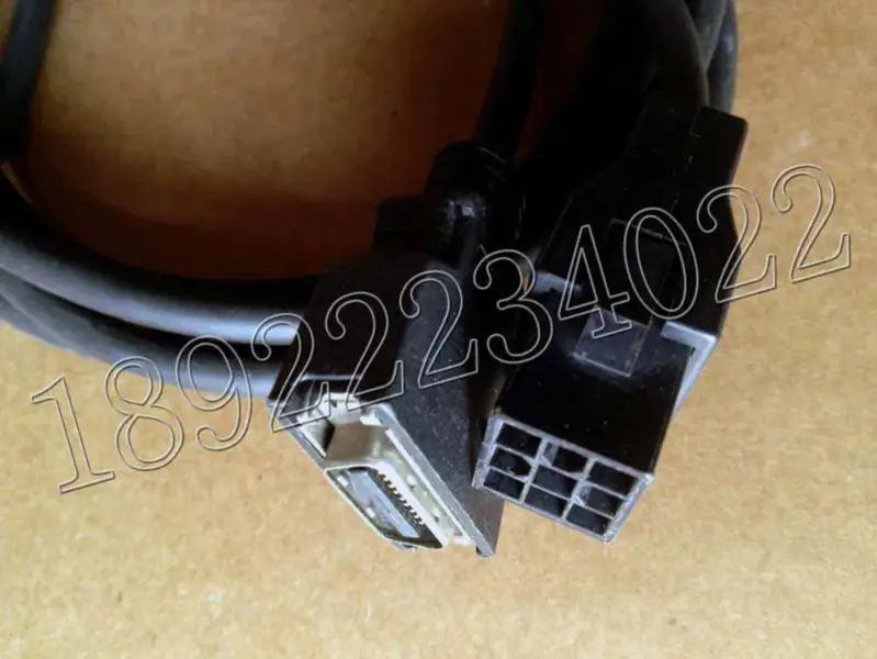 Kabel enkodéru Mitsubishi MR-J2S MR-JCCBL2M-L 2M