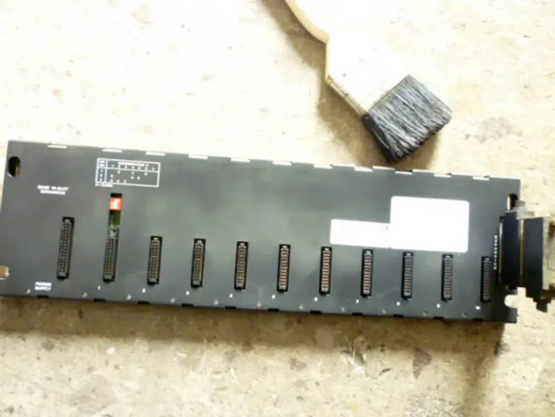 PLC GE Fanuc řady 90-30 IC693CHS392G