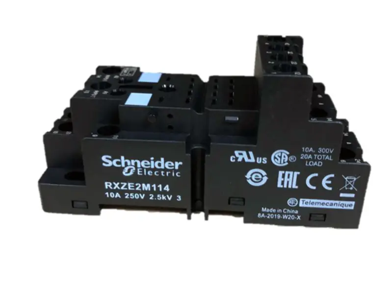 RXZE2M114 250 VAC 10 A Schneider Telemacanique Polovodičová reléová zásuvka