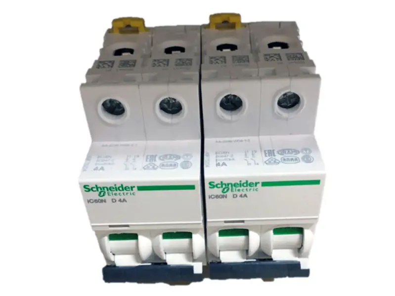 A9F75204 2P 4A IC60N Schneider Miniaturní jistič