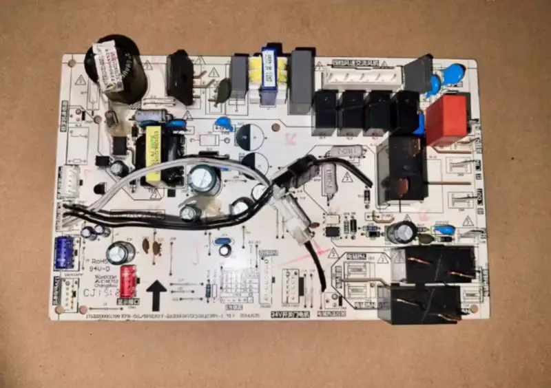 Midea Klimatizační skříň Řídicí deska stroje KFR-51L/BP2DN1Y-ZA300 Obvod PCB 17122200001799