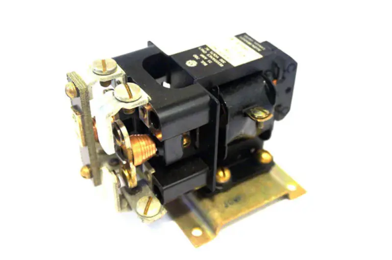 Allen-Bradley 700-D110A1