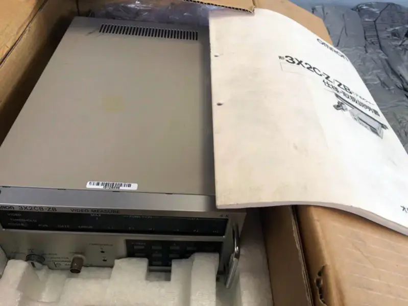 OMRON 3X2CB-ZB