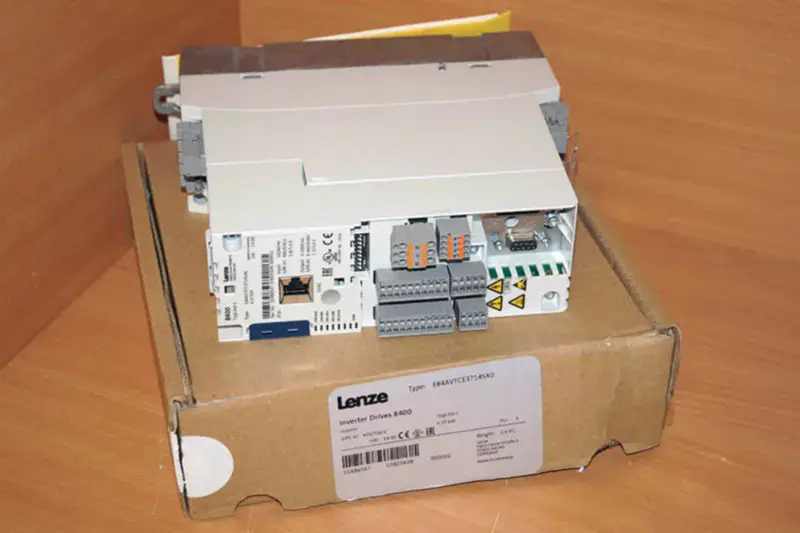 Měnič Lenz E84AVTCE3714SX0