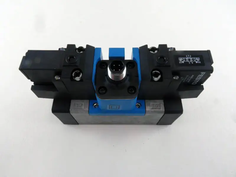 Festo MEBH-5/3E-D-1-ZSR-C